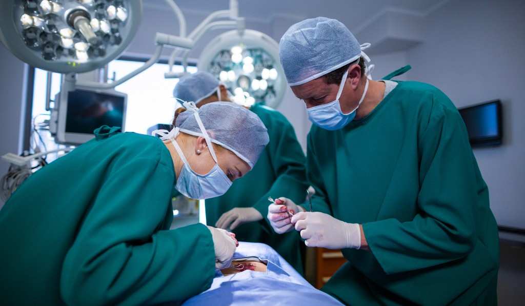 Choosing the Right Surgeon for Hernia in Bangalore